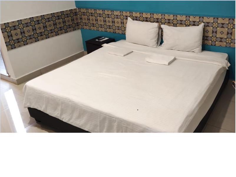 Grand Fc Hotel George Town Exterior photo